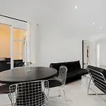 Unmatched Location, Breathtaking Views, Garage Apartment
