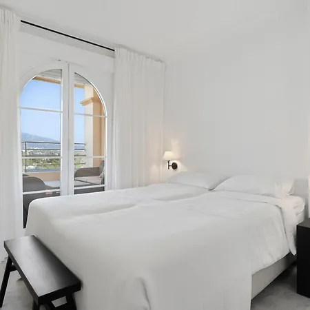 Unmatched Location, Breathtaking Views, Garage Apartment *