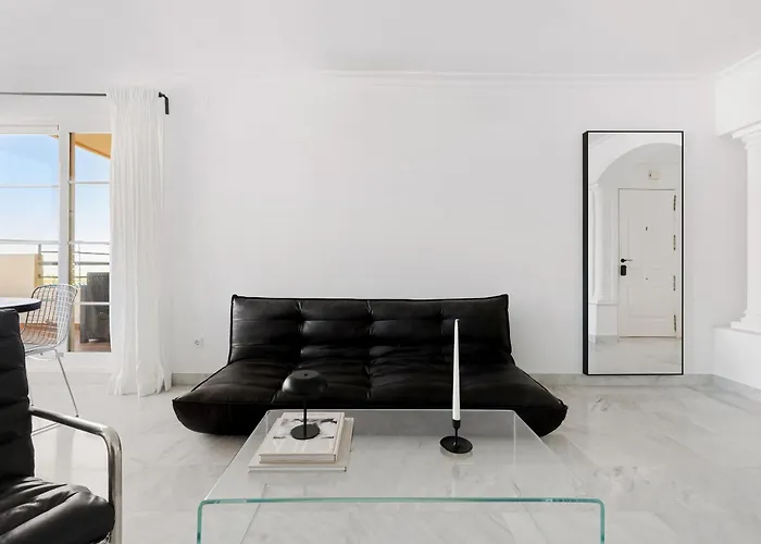 Lägenhet Unmatched Location, Breathtaking Views, Garage Marbella