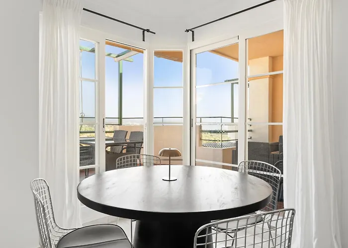 Apartament Unmatched Location, Breathtaking Views, Garage *